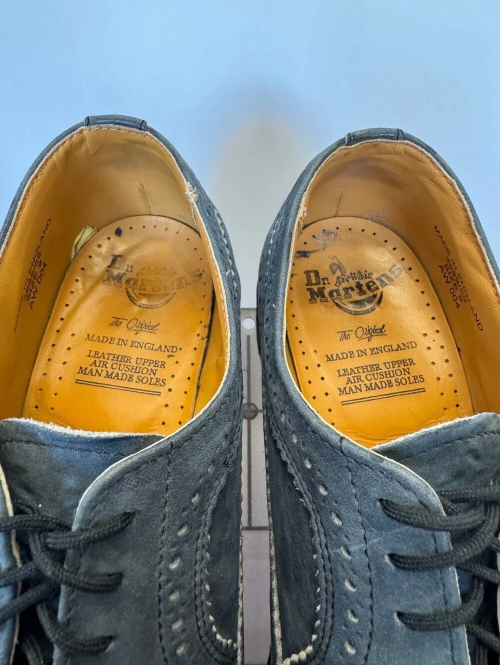 Dr Martens 3989 England Blue Suede Wingtip Brogue Shoe UK 9